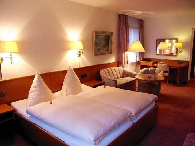 Bedroom 2, Hotel Buck, Reutlingen
