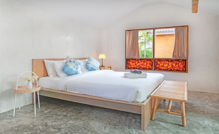 Bedroom 4, The Little White Bird Traveller Hostel, K. Ko Kut