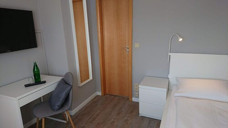Bedroom 3, Ostseehotel Kappeln by Team SchleiFee, Schleswig-Flensburg