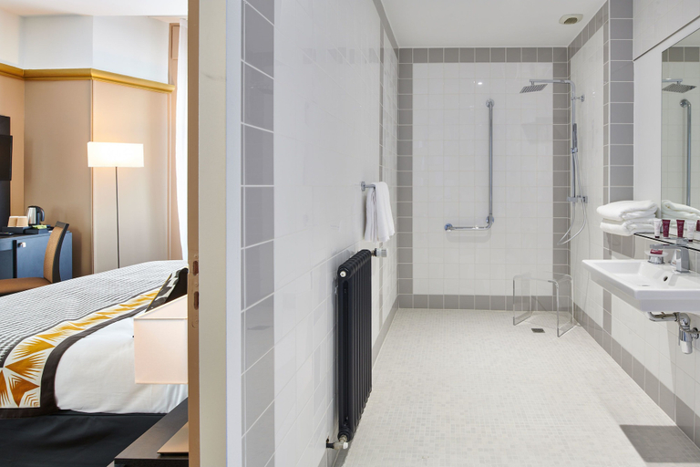 Bathroom 4, Hotel & Spa Vacances Bleues Le Splendid, Landes