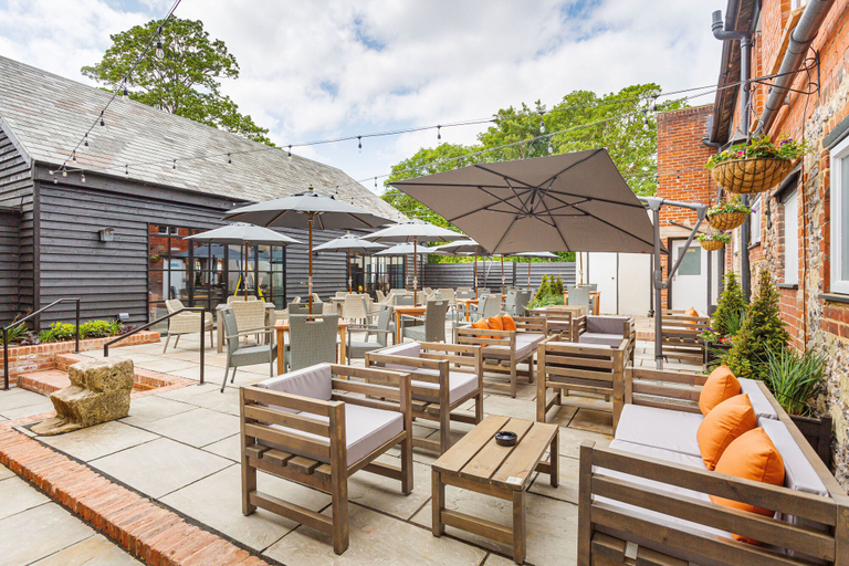Food & Drinks 4, The George Hotel, Amesbury, Wiltshire, Wiltshire