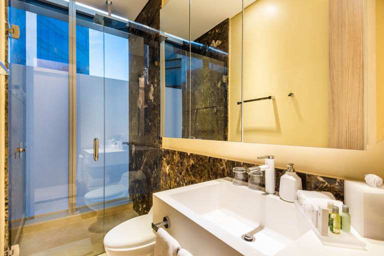 Bathroom 4, Crowne Plaza BARRANQUILLA by IHG, Barranquilla
