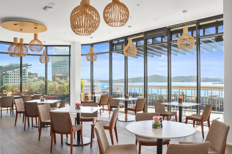 Food & Drinks 4, Crowne Plaza RESIDENCES PORT MORESBY by IHG, National Capital District