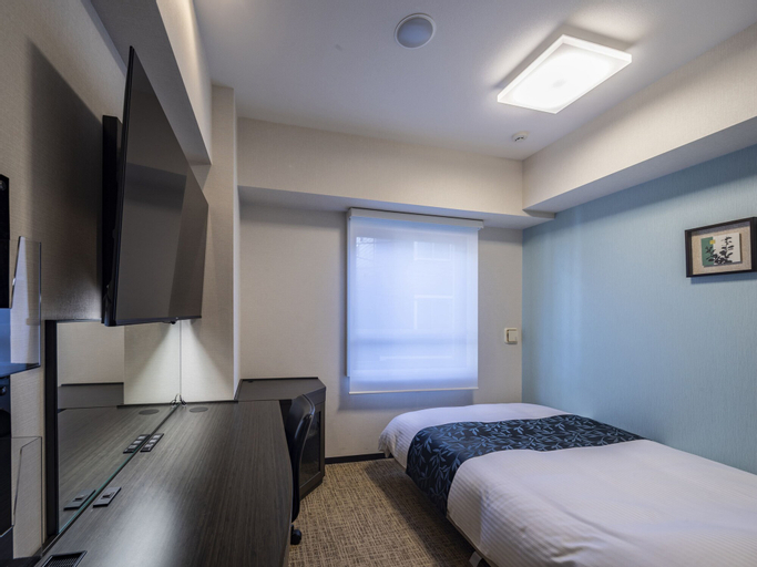 Bedroom 24
