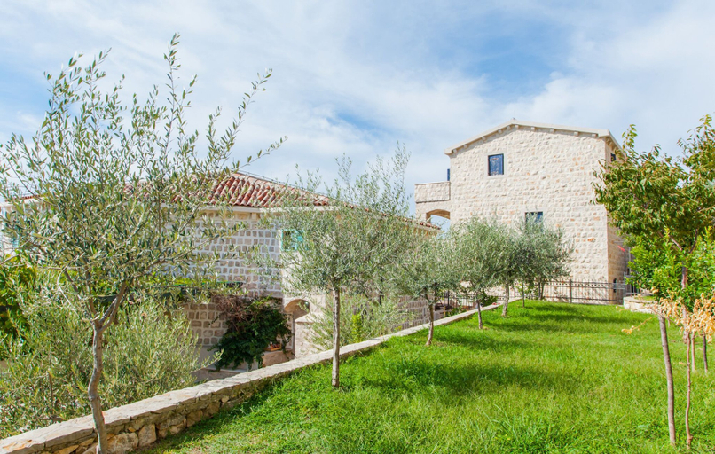 Exterior & Views 2, Olive Resort