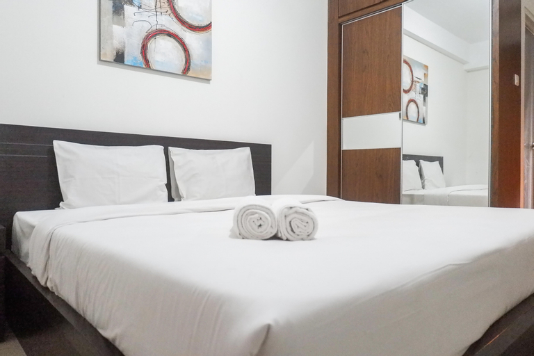 Comfy and Clean Studio Room Apartment at Gunawangsa Merr By Travelio, Surabaya