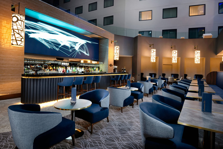 Food & Drinks 2, Crowne Plaza LONDON HEATHROW T4, London