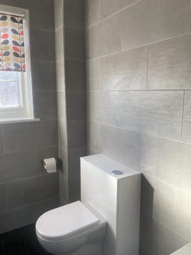 Bathroom 3, Bayfields, Portsmouth