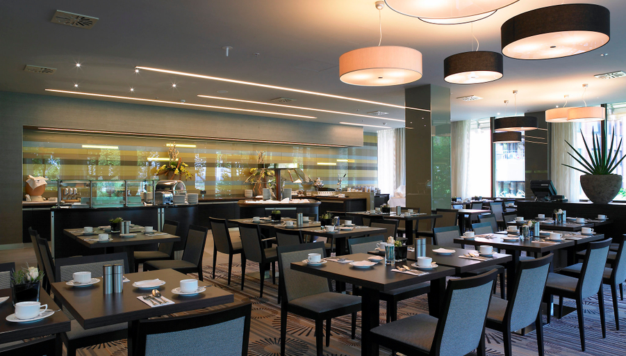 Food & Drinks 5, Crowne Plaza DUSSELDORF - NEUSS by IHG, Rhein-Kreis Neuss