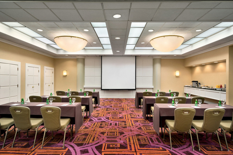 Business Facilities 3, Crowne Plaza ENGLEWOOD by IHG, Bergen