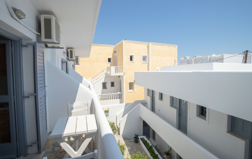 Exterior & Views 2, Zacharakis Studios, South Aegean