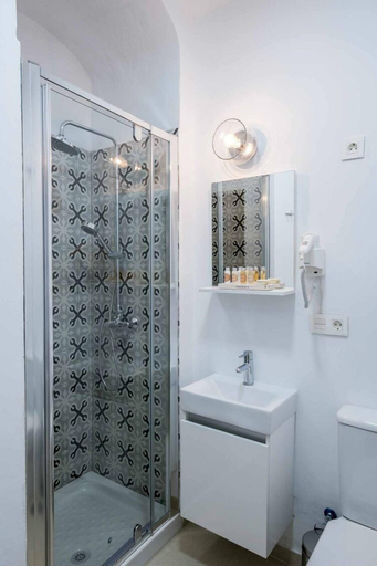 Bathroom 3, Apartamento Los Venerables, Sevilla