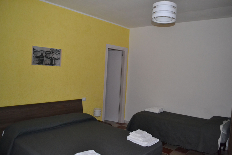 Bedroom 3, Magia del Turano, Rieti