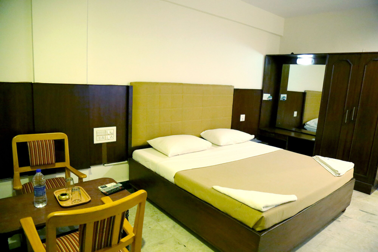 Bedroom 4, Hotel Sri Krishna, Hassan