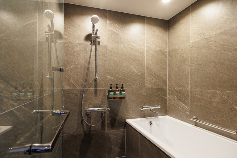 Bathroom 4, ANA Crowne Plaza HIROSHIMA by IHG, Hiroshima