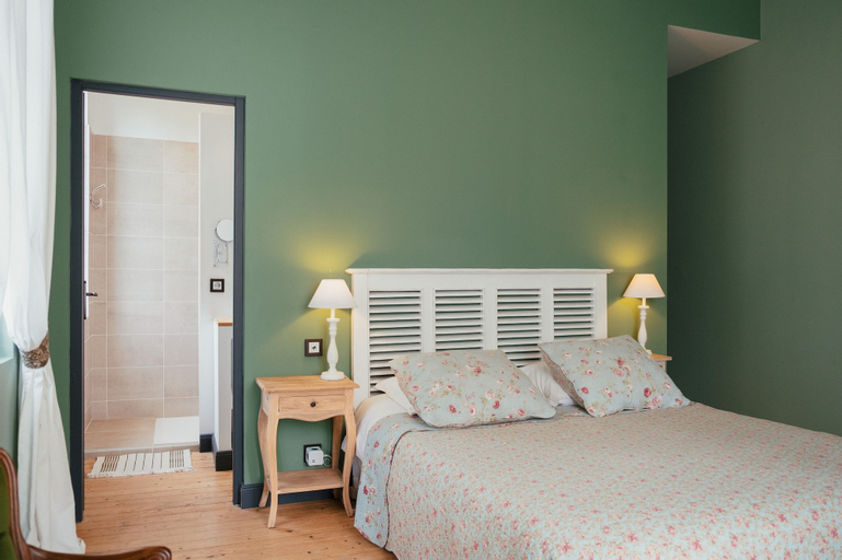 Bedroom 5, Villa 2 Pas Sages, Dordogne