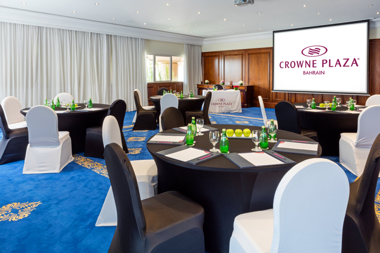 Food & Drinks 5, Crowne Plaza MANAMA (BAHRAIN), Manama