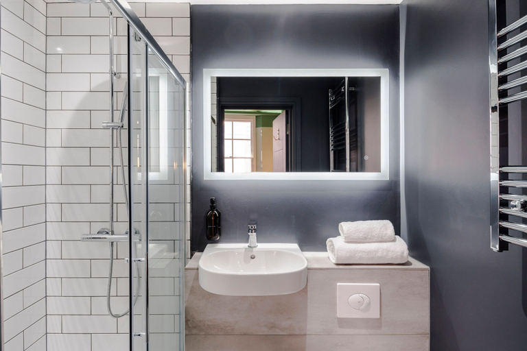 Bathroom 2, Your Apartment I Brixton, London