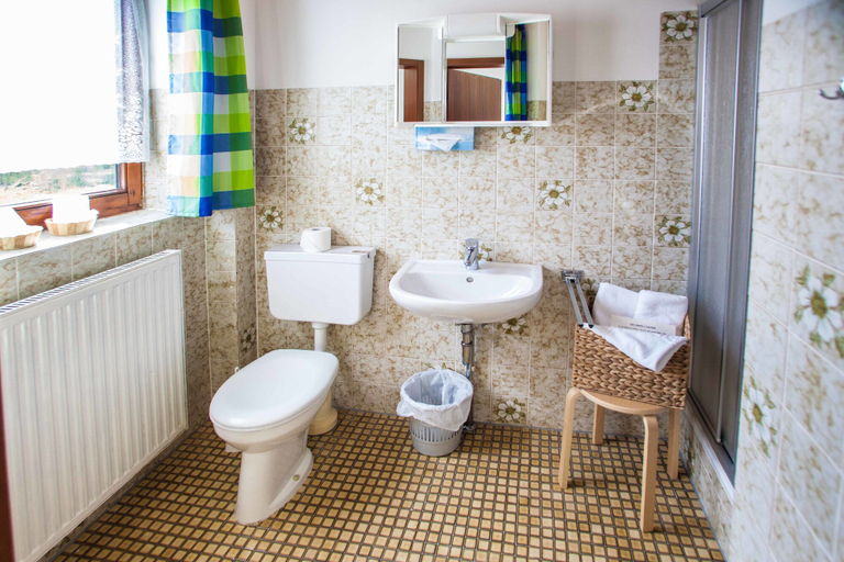 Bathroom 4, Hotel Im Tannengrund, Goslar