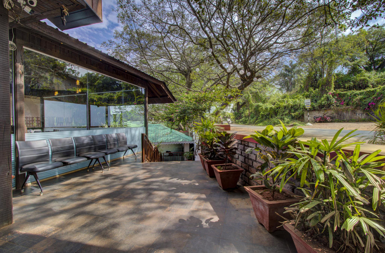 Food & Drinks 4, Rainforest Resort & Spa - Valley View Resort, Satara