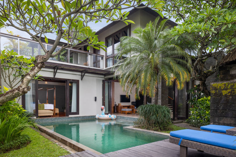 Swimming Pool 16