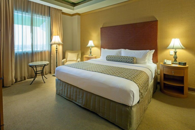 Bedroom 4, Crowne Plaza TORREON by IHG, Torreón