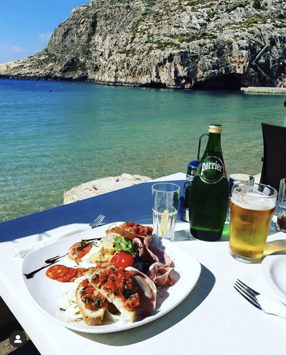Food & Drinks 5, Sunrise Apt Near Beach, Wifi, Smarttv 60, Netflix