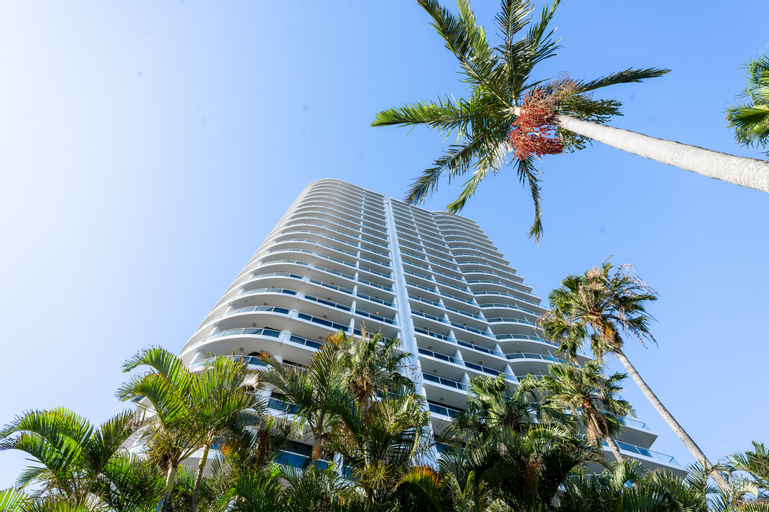 Crowne Plaza SURFERS PARADISE, Gold Coast