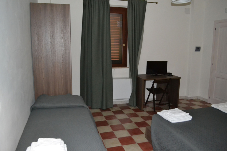 Bedroom 5, Magia del Turano, Rieti