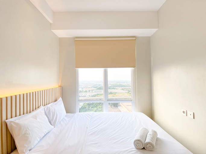 Bedroom 2, Minimalist and Cozy 1BR Vasanta Innopark Apartment By Travelio, Cikarang