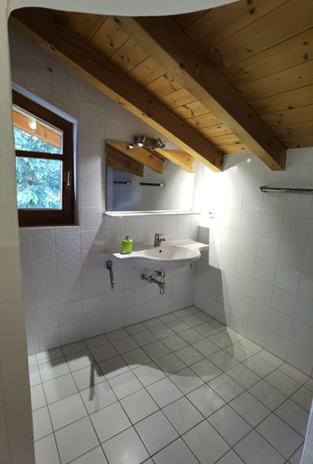 Bathroom 3, Hotel Landhaus Zell am See, Zell am See