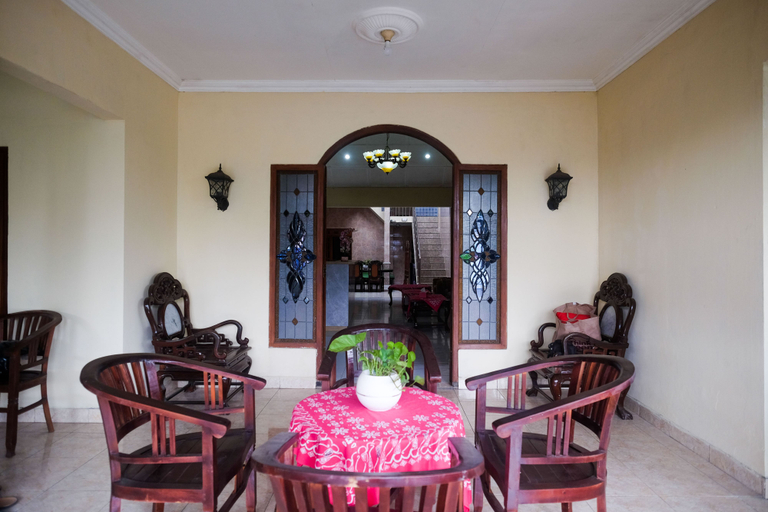 Others 4, RedDoorz near Candi Ratu Boko 2, Sleman