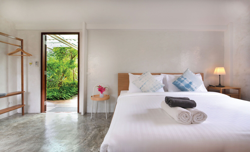 Bedroom 3, The Little White Bird Traveller Hostel, K. Ko Kut