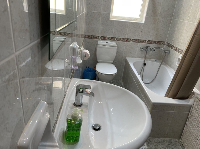 Bathroom 4, Sunrise Apt Near Beach, Wifi, Smarttv 60, Netflix