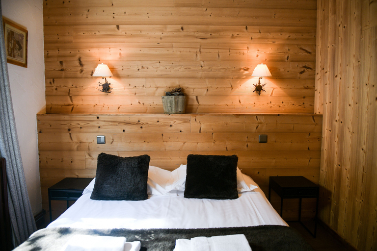 Bedroom 3, Hôtel Le Dahu, Haute-Savoie