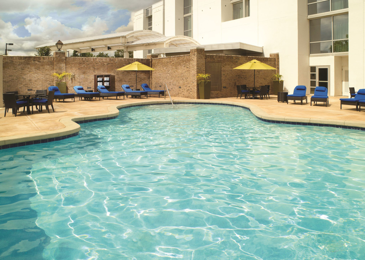 Sport & Beauty 5, Crowne Plaza CHARLESTON AIRPORT - CONV CTR by IHG, Charleston