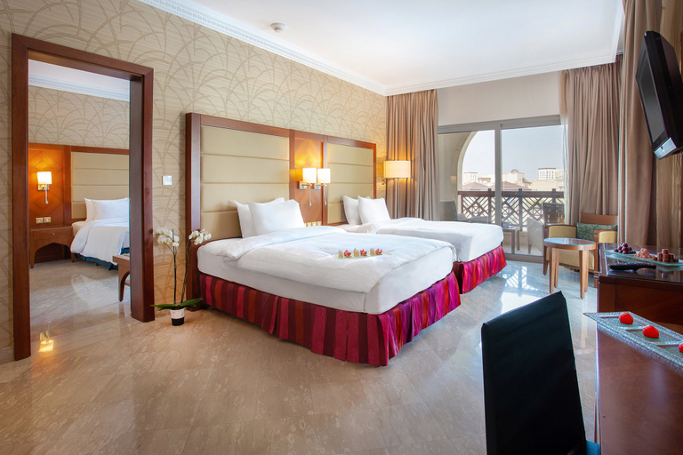 Bedroom 2, Crowne Plaza JORDAN - DEAD SEA RESORT & SPA by IHG, Madaba