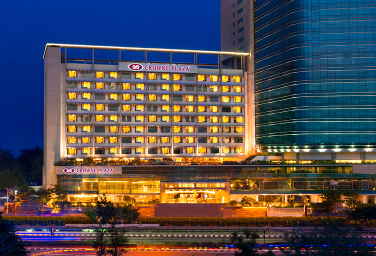 Crowne Plaza AHMEDABAD CITY CENTRE, Ahmadabad