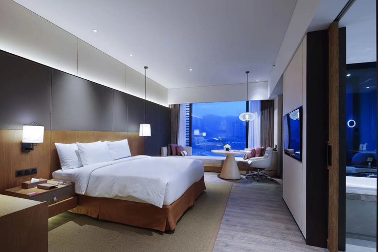 Bedroom 4, Crowne Plaza NANCHANG WANLI by IHG, Nanchang