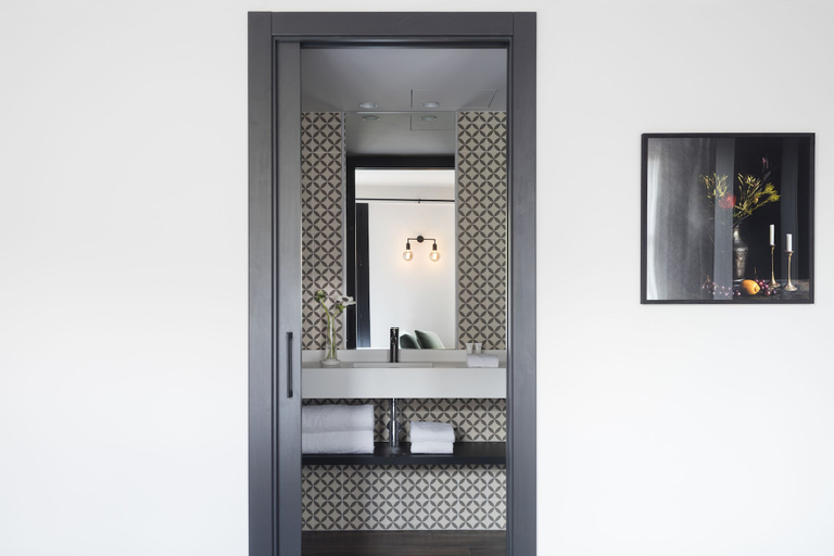Bathroom 3, Yurbban Ramblas Boutique Hotel, Barcelona