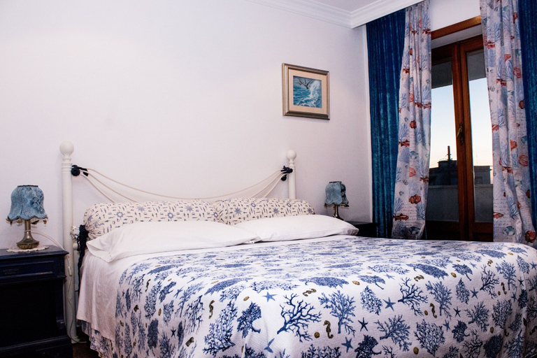 Bedroom 3, Le Stelline B&B, Rome