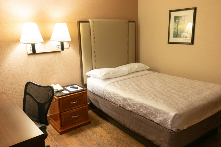 Bedroom 4, Econo Lodge Inn & Suites Yuma, Yuma