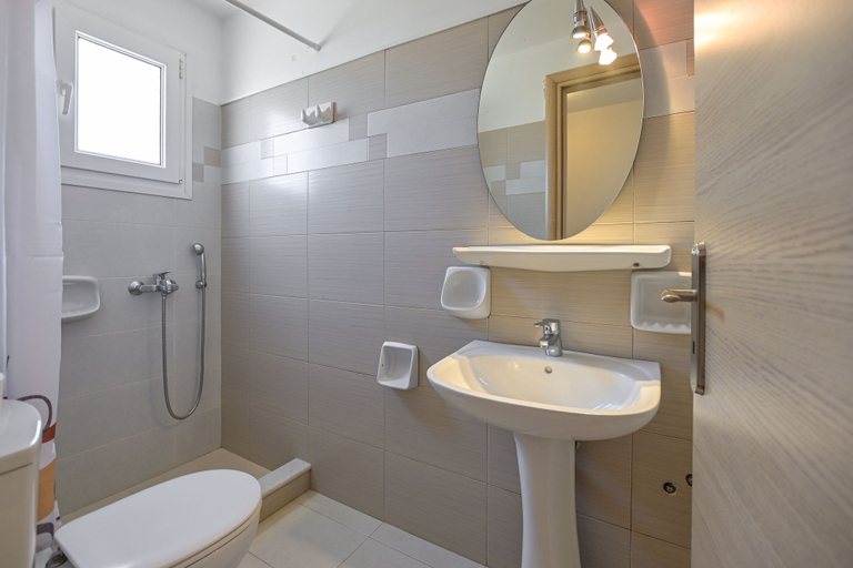 Bathroom 5, Naxian Garden of Senses, South Aegean