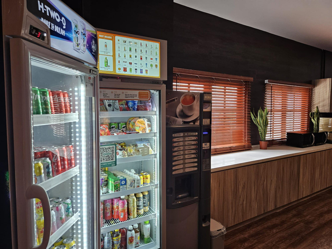 Food & Drinks 5, Arena eSports Hotel @ Bugis Village, Singapore