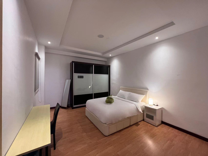 Bedroom 5, Nick Homestay @Boulevard imperial suites (3bedroom), Kuching