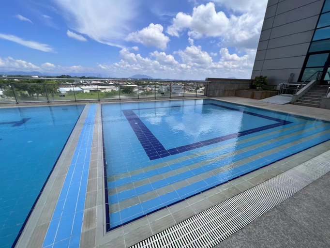 Sport & Beauty 2, Nick Homestay @Boulevard imperial suites (3bedroom), Kuching