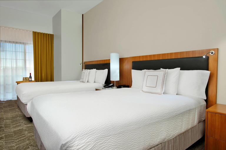 Bedroom 2, SpringHill Suites by Marriott Madera, Madera