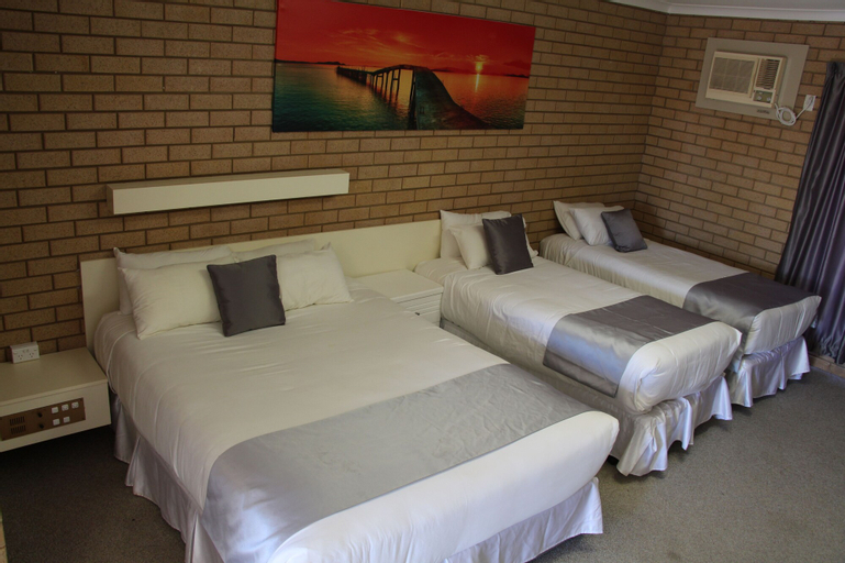 Bedroom 10