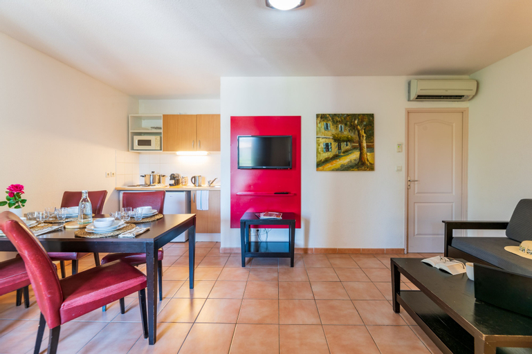 Dining Room 3