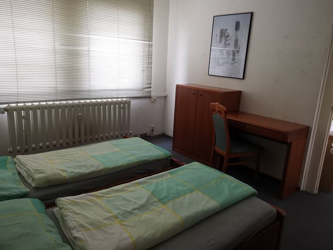 Bedroom 3, Pension am Messegelände, Magdeburg